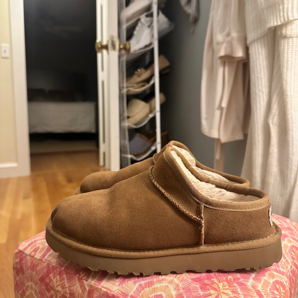 UGG Tan Women's Slippers